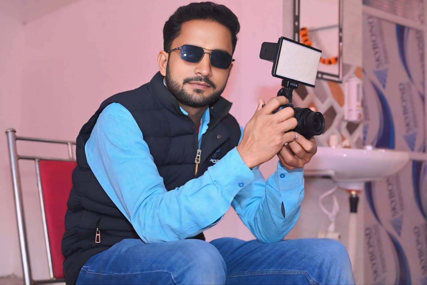 Ravi Video - Professional Photographer in Ballia