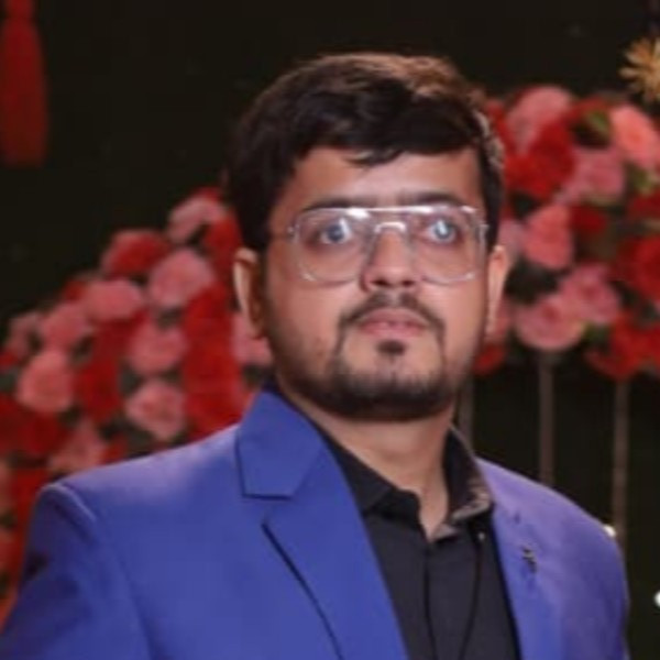 BLAK & WHITE CLICKS - Professional Photographer in Kanpur Nagar