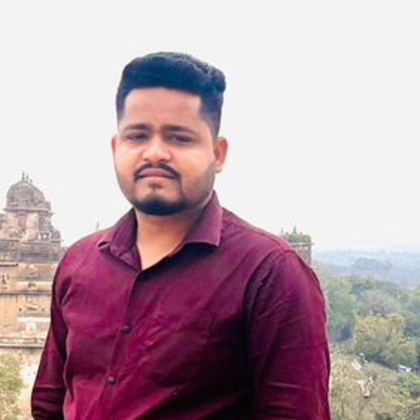 Akhilesh  dube