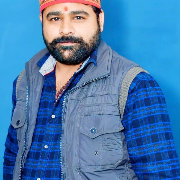 Friends Digital studio - Professional Photographer in Kanpur Nagar