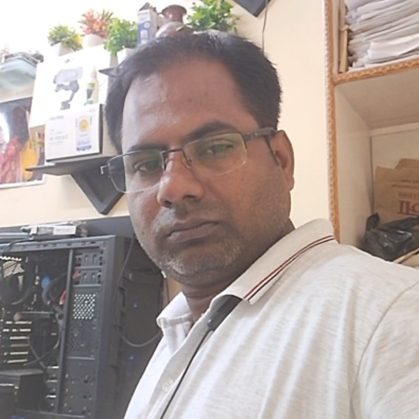 Raj studio - Professional Photographer in Deoria