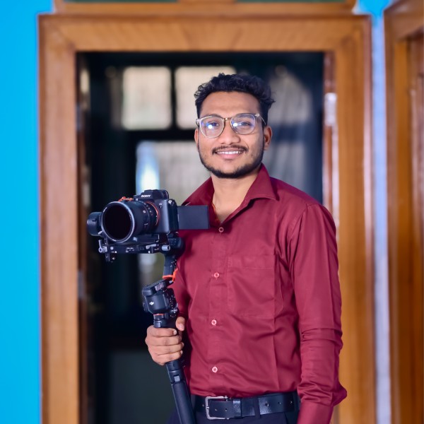 The Perfect Frame - Professional Photographer in Kushi Nagar