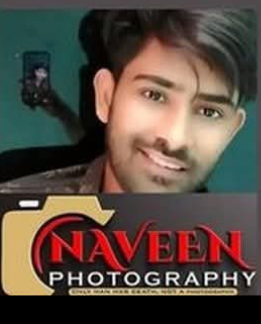 Studio - Professional Photographer in Mau