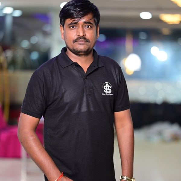 Akash studio Editing master  - Professional Photographer in Barabanki