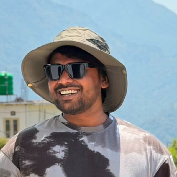 Maa sharda studio - Professional Photographer in Kanpur