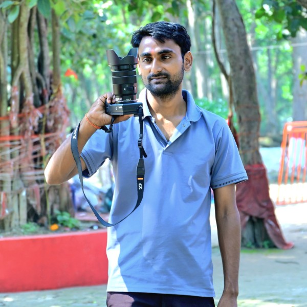Tarkeshwar Studio  - Professional Photographer in Gonda