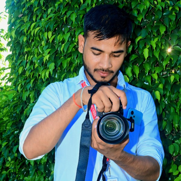 Vipin studio  - Professional Photographer in Ambedkar Nagar