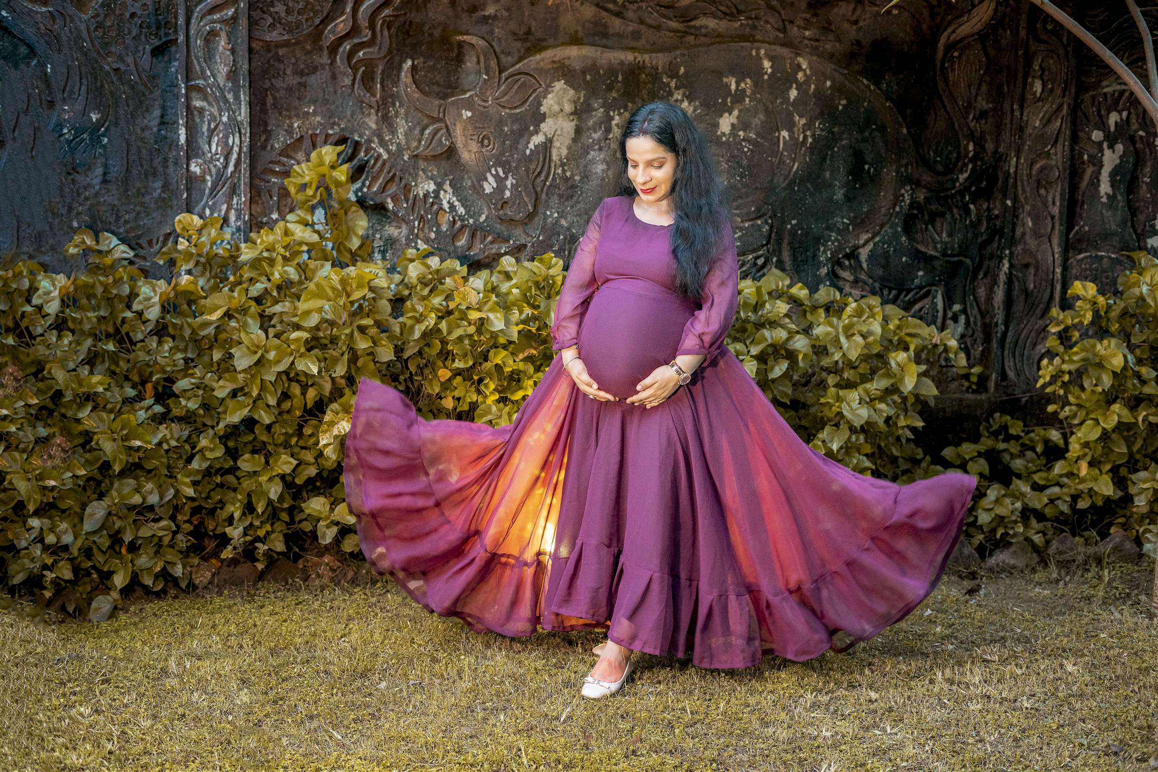 Maternity shoot - Portfolio by Chhaayakar Photography Services in Varanasi